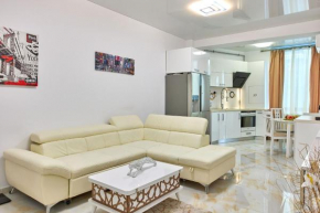 Apartament Luxor 2 by RS